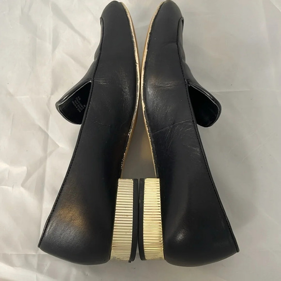 MICHAEL Michael Kors Black Genuine Leather Flat Loafers Gold Logo Heel Size 8M - Picture 4 of 13